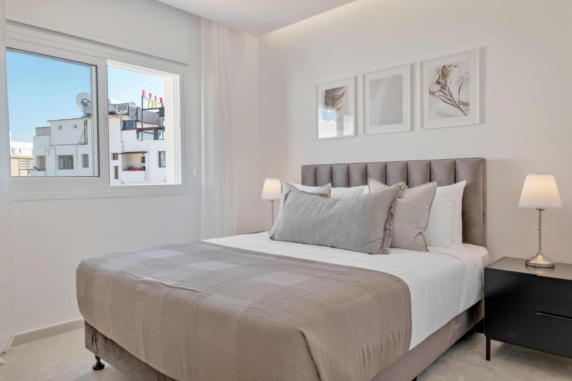 Phaedrus Living: Seaview Luxury Flat Limnaria 150 Apartment Paphos Exterior foto