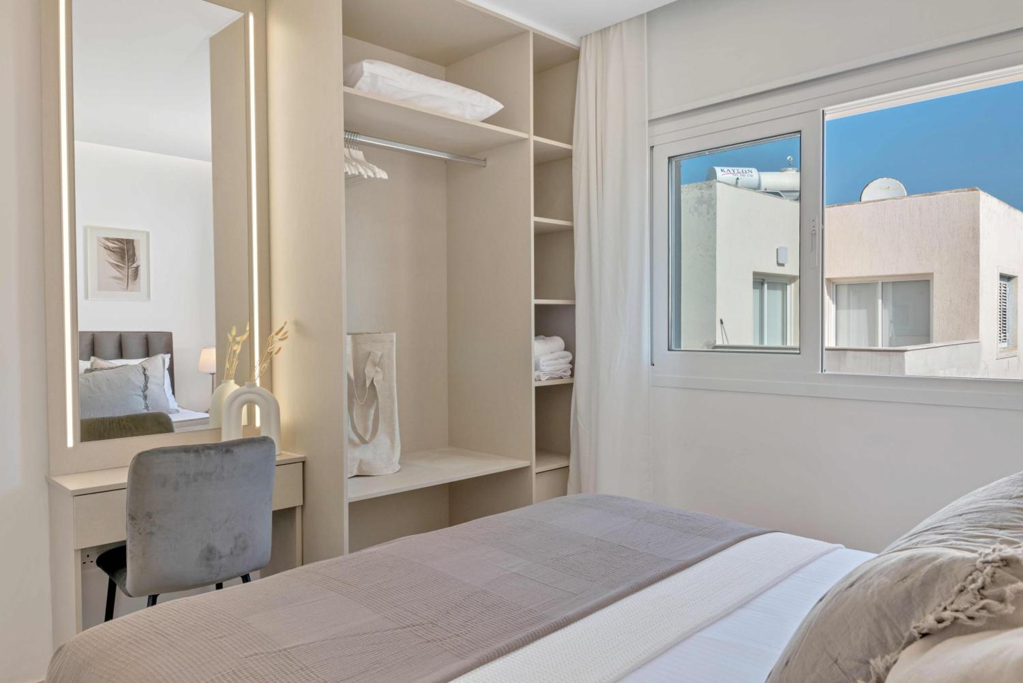Phaedrus Living: Seaview Luxury Flat Limnaria 150 Apartment Paphos Exterior foto
