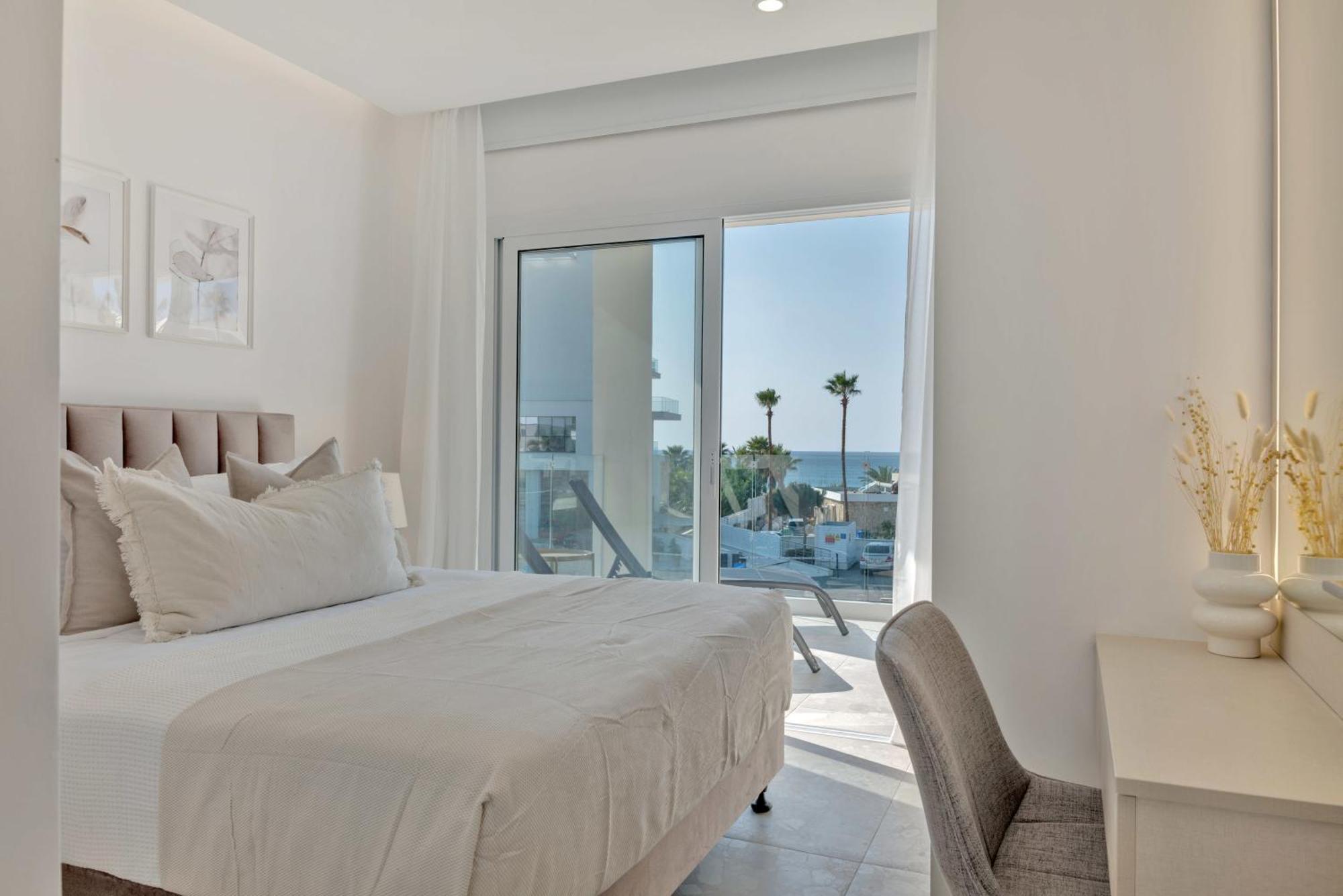 Phaedrus Living: Seaview Luxury Flat Limnaria 150 Apartment Paphos Exterior foto